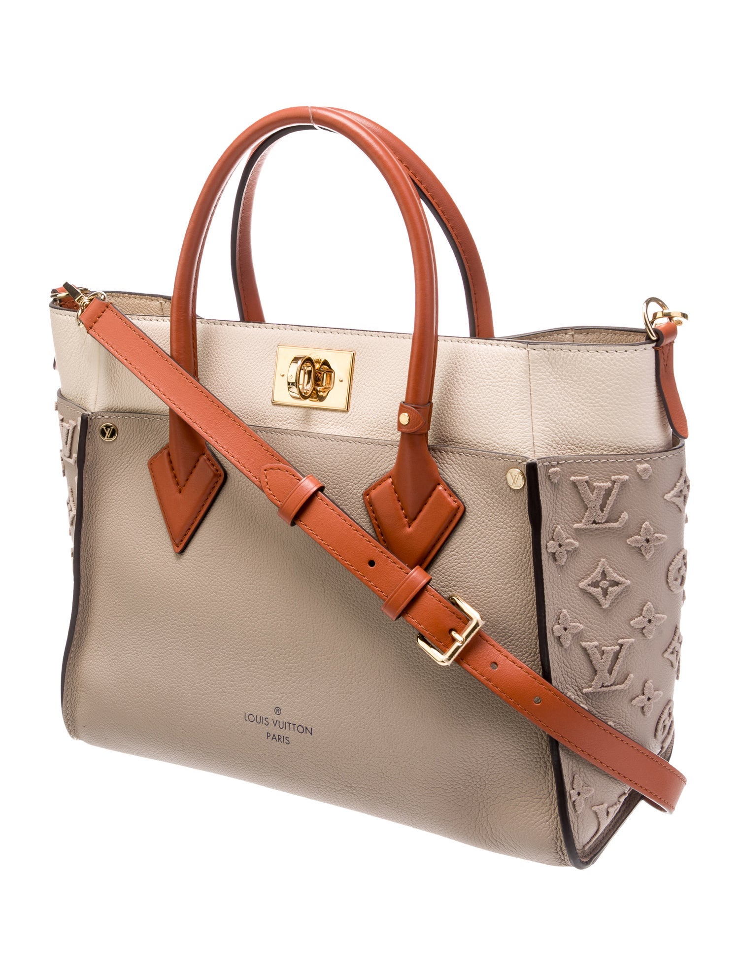 Louis Vuitton LV Monogram On My Side MM